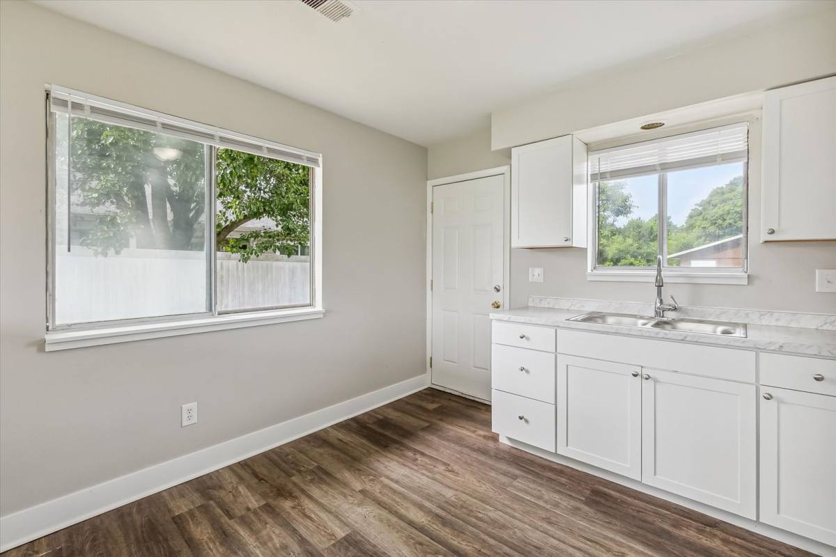 Apartment for rent at 210 Morrill, Lawton, MI 49065