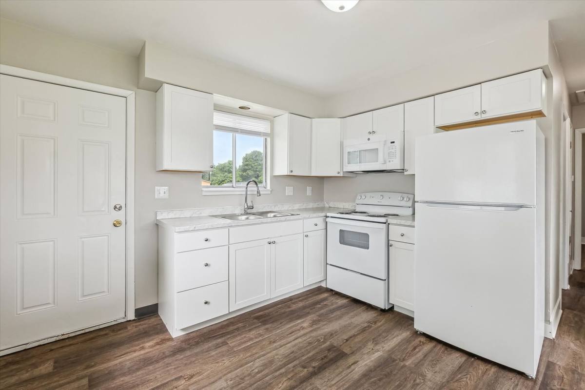 Apartment for rent at 210 Morrill, Lawton, MI 49065