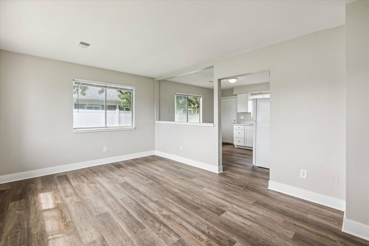 Apartment for rent at 210 Morrill, Lawton, MI 49065