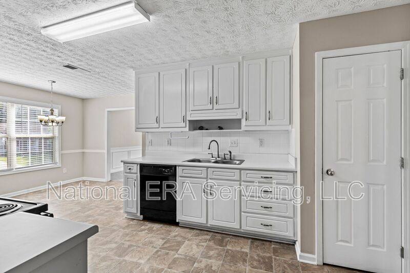 House for rent at 185 Vintage Dr, Covington, GA 30014