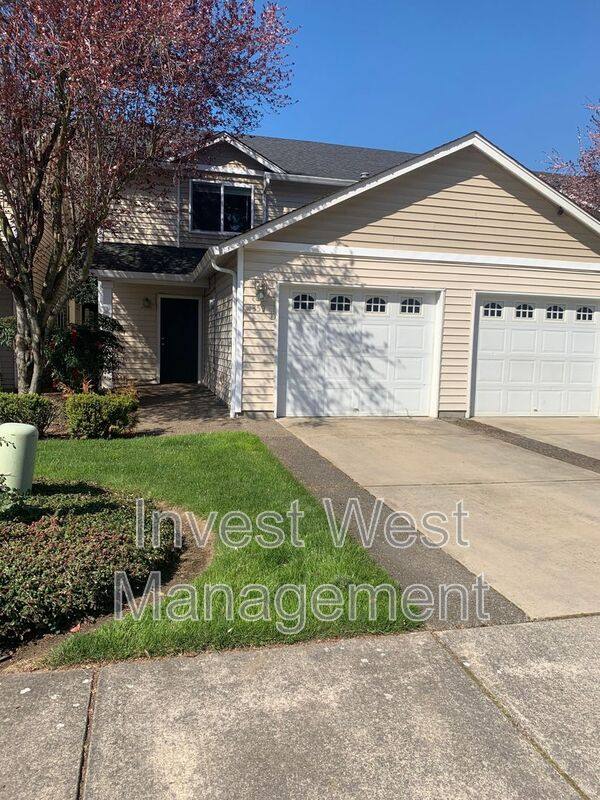Townhouse for rent at 359 NE Lechner, Camas, WA 98607