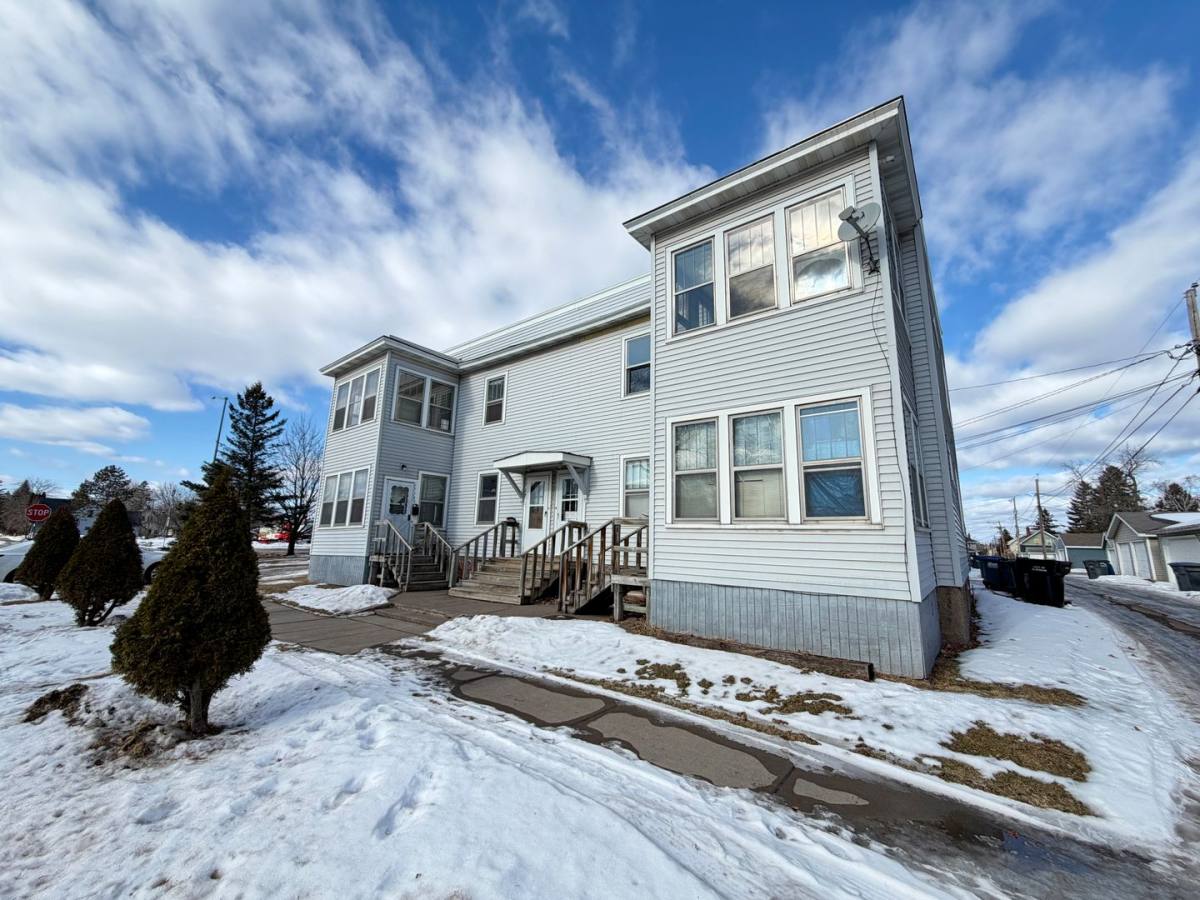 Apartment for rent at 1717 N 26th St, Superior, WI 54880