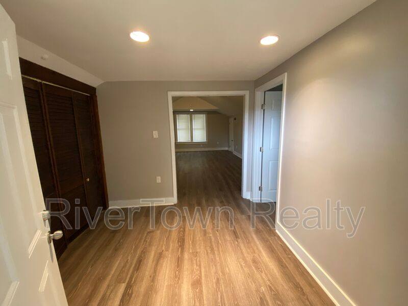 Apartment for rent at 3526 Spottswood Ave #3, Memphis, TN 38111