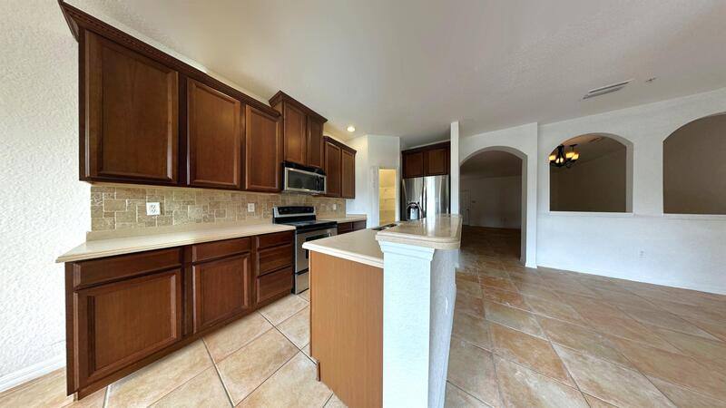 Townhouse for rent at 4207 Via Piedra Circle #8-102, Sarasota, FL 34233