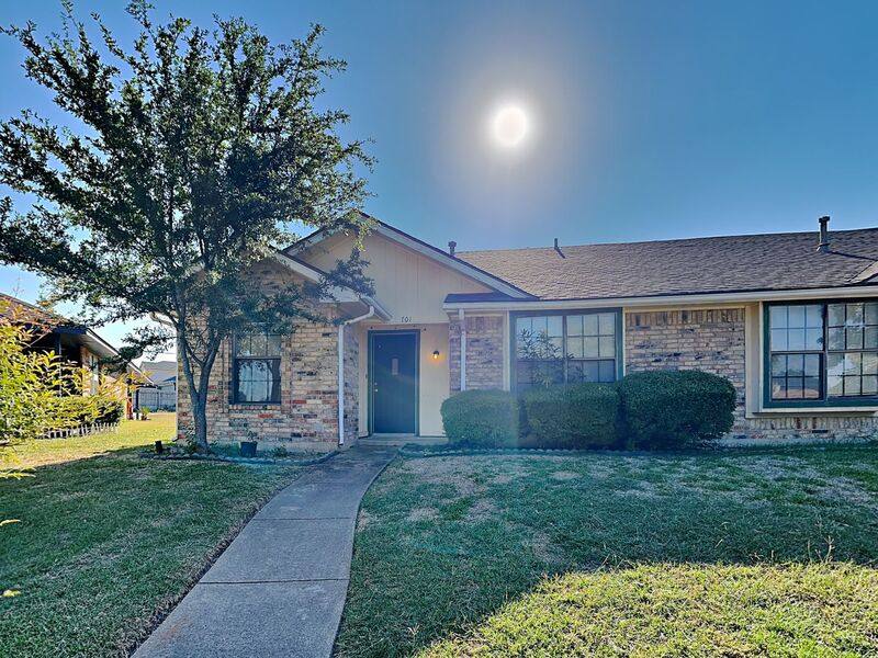 House for rent at 701 Penn Place, Cedar Hill, TX 75104
