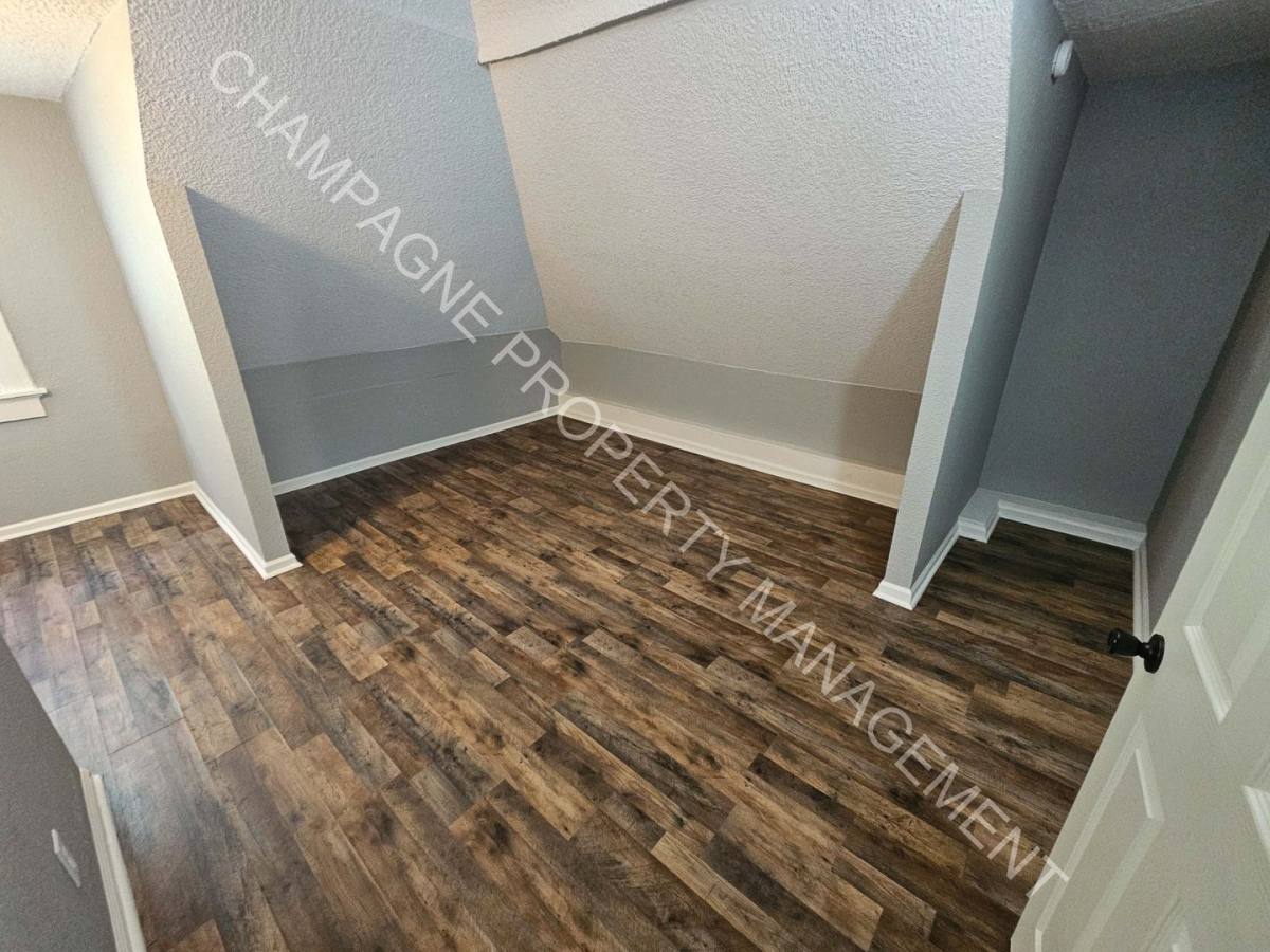 Apartment for rent at 2637 E 29th St, Kansas City, MO 64128