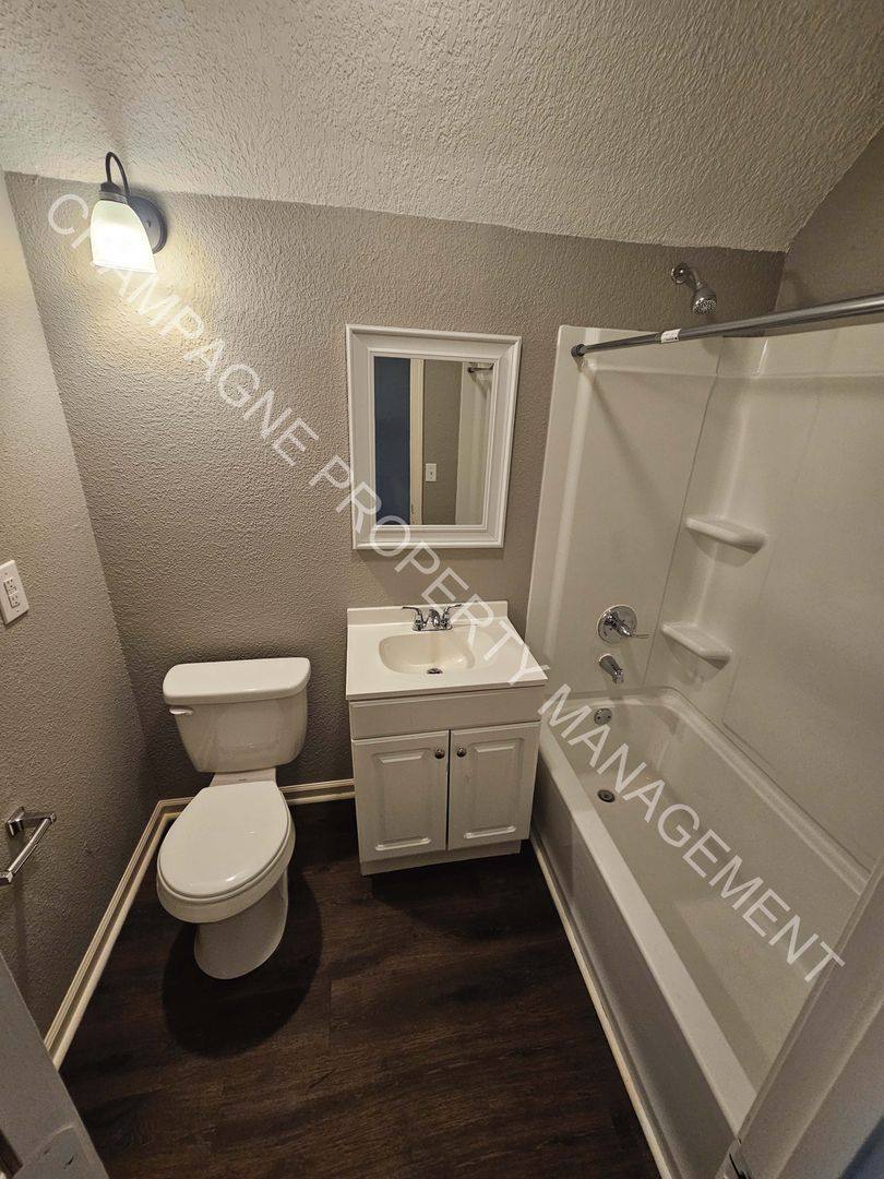 Apartment for rent at 2637 E 29th St, Kansas City, MO 64128