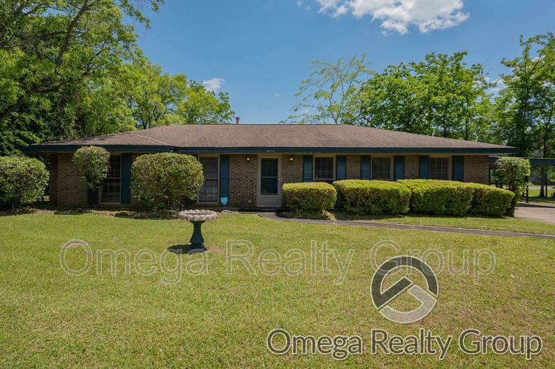 House for rent at 3613 Baldwin Brook Court, Montgomery, AL 36116