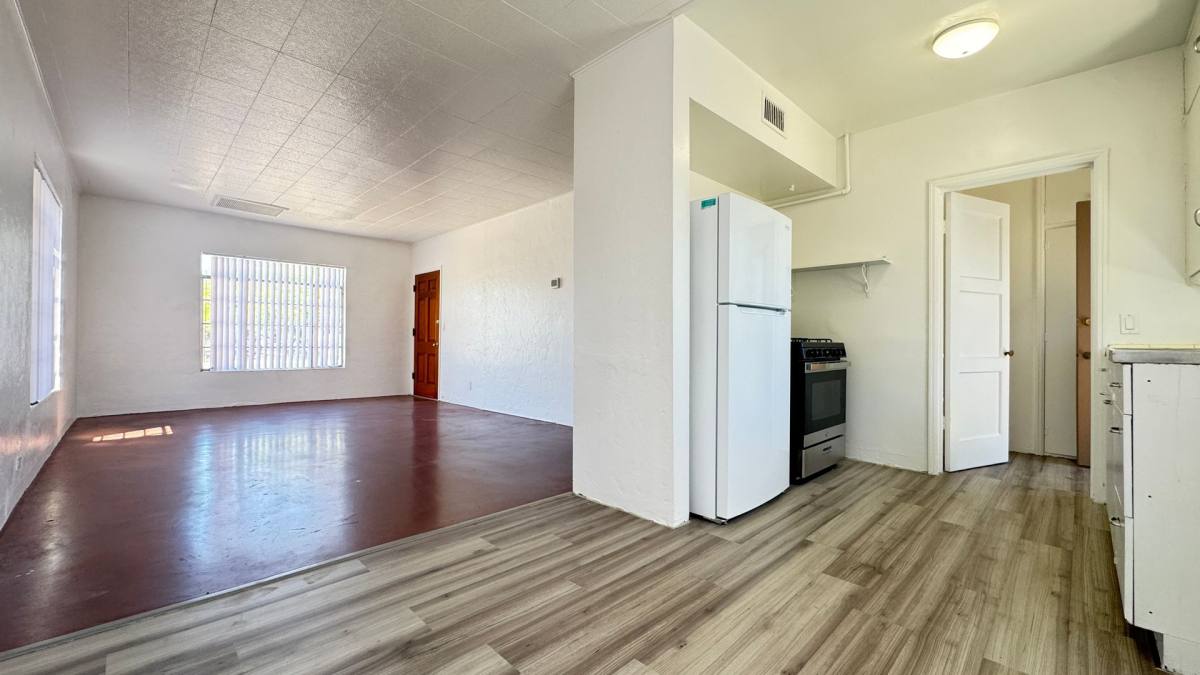Apartment for rent at 1308 E Blacklidge Dr, Tucson, AZ 85719