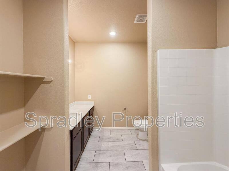 Townhouse for rent at 1003A Laurel Dr, Belton, TX 76513