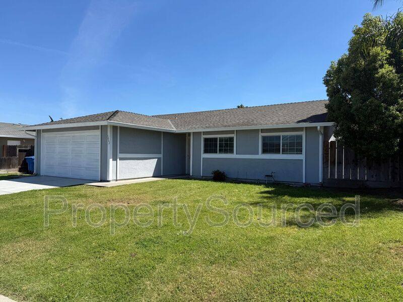 House for rent at 1462 Snyder St, Manteca, CA 95336