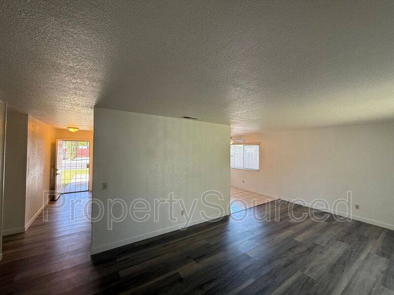 House for rent at 1462 Snyder St, Manteca, CA 95336
