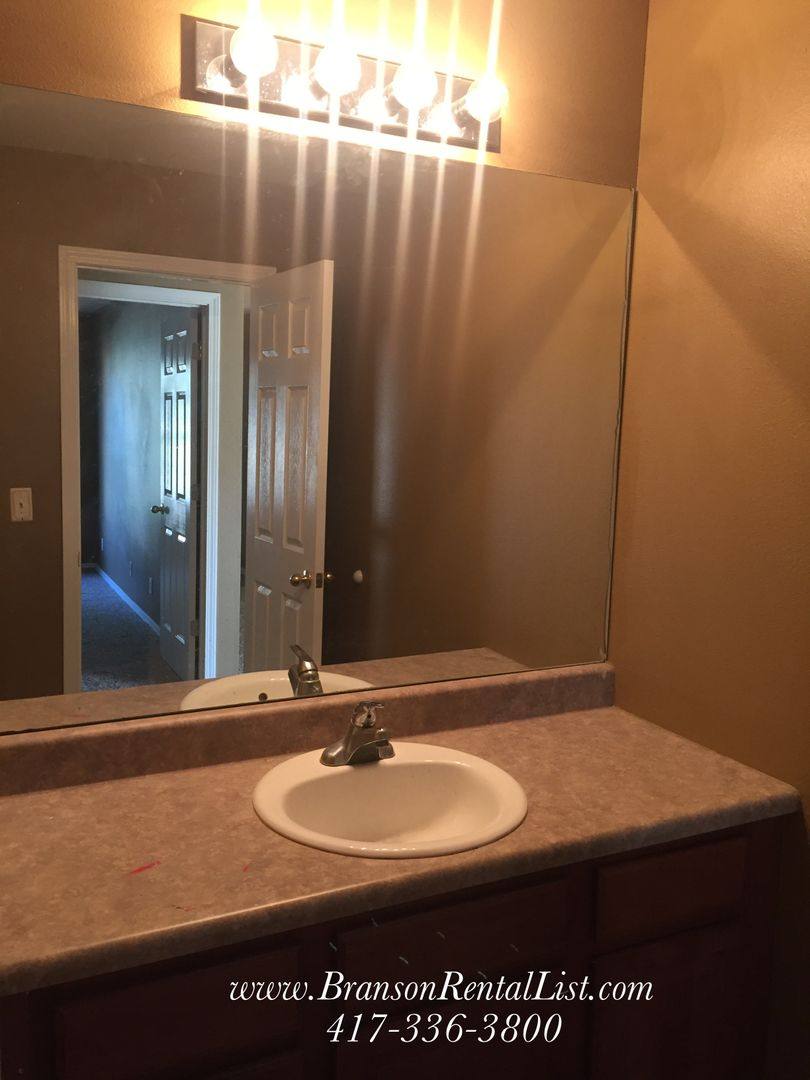 House for rent at 270 Deer Run Rd, Branson, MO 65616