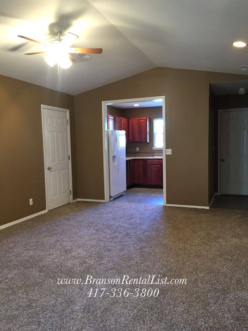 House for rent at 270 Deer Run Rd, Branson, MO 65616