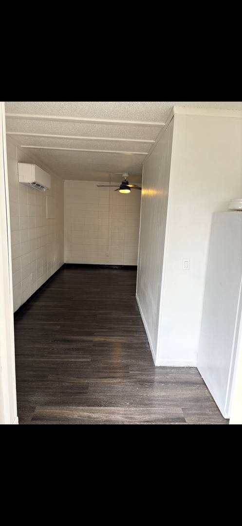 Apartment for rent at 906 Gilbert St, Ackley, IA 50601