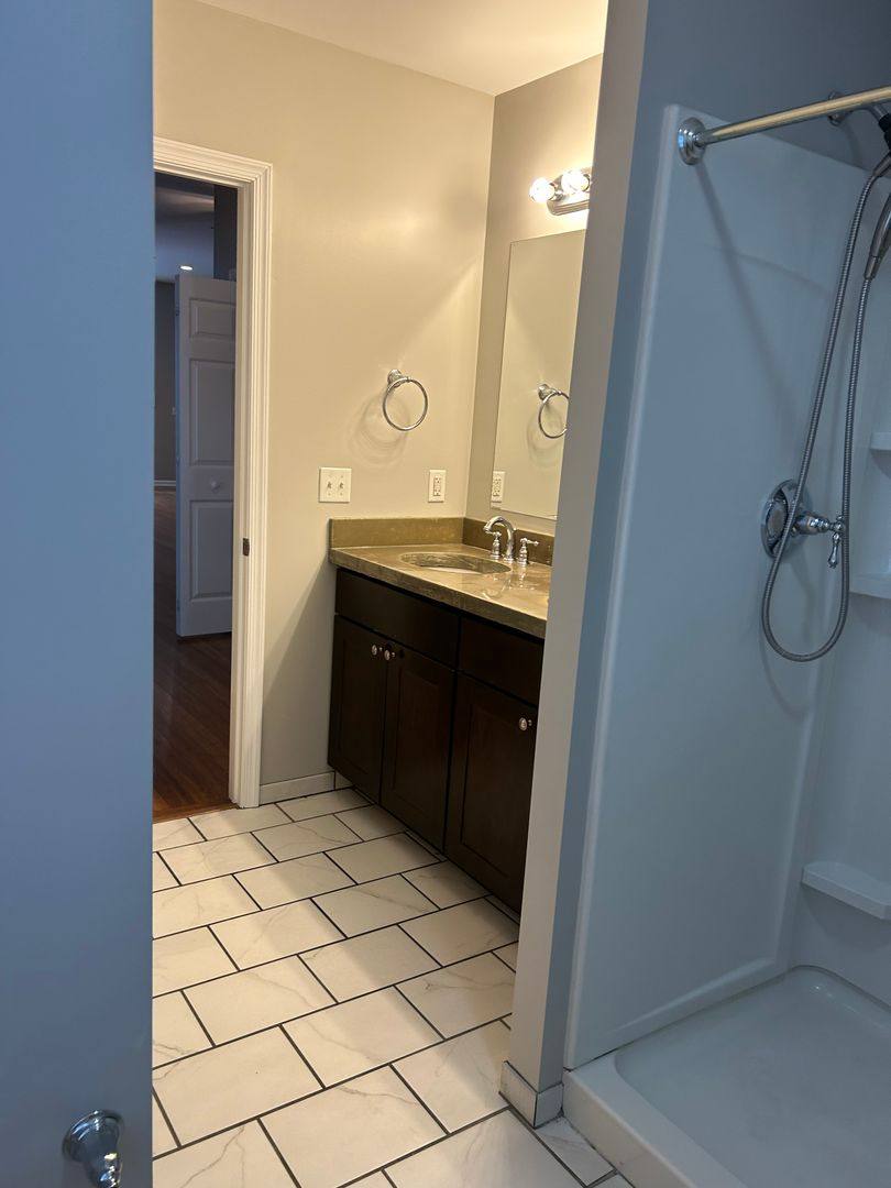 Apartment for rent at 37 W High St, Carlisle, PA 17013