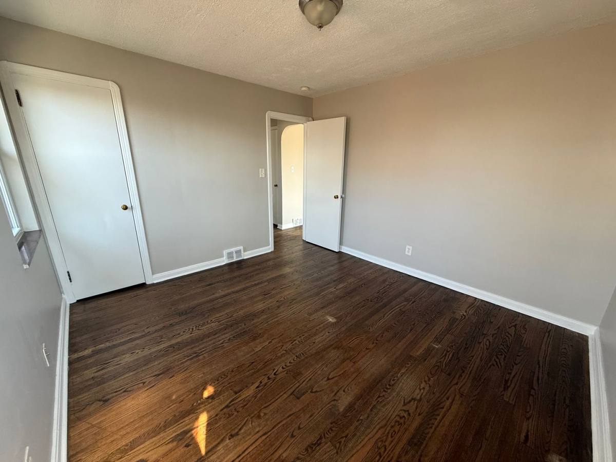 Apartment for rent at 4101 Ridge Rd, Cleveland, OH 44144