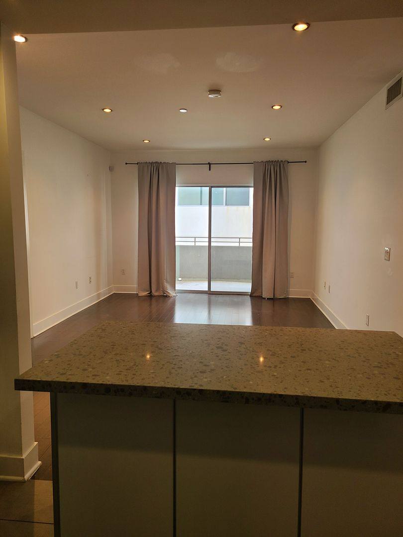 House for rent at 1730 Sawtelle Blvd, Los Angeles, CA 90025