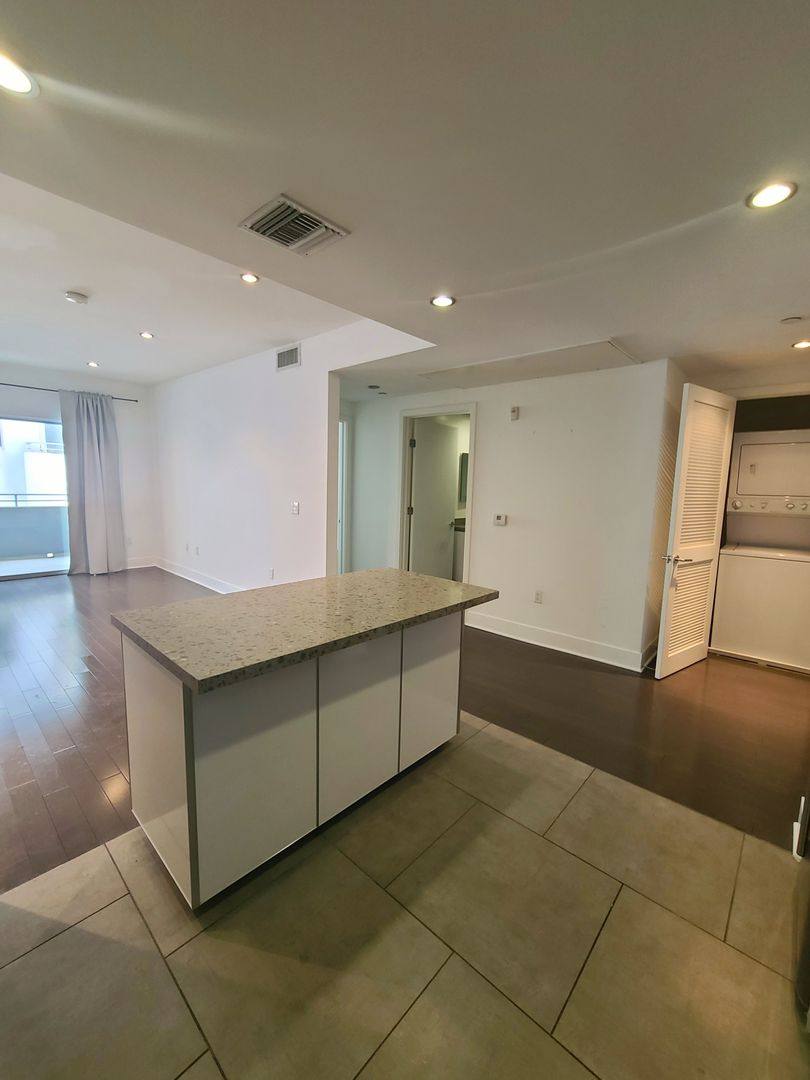 House for rent at 1730 Sawtelle Blvd, Los Angeles, CA 90025