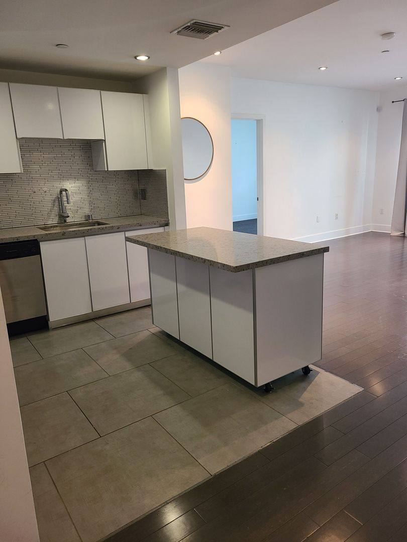 House for rent at 1730 Sawtelle Blvd, Los Angeles, CA 90025