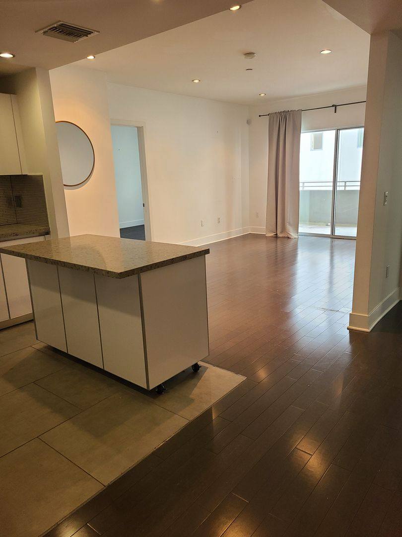 House for rent at 1730 Sawtelle Blvd, Los Angeles, CA 90025