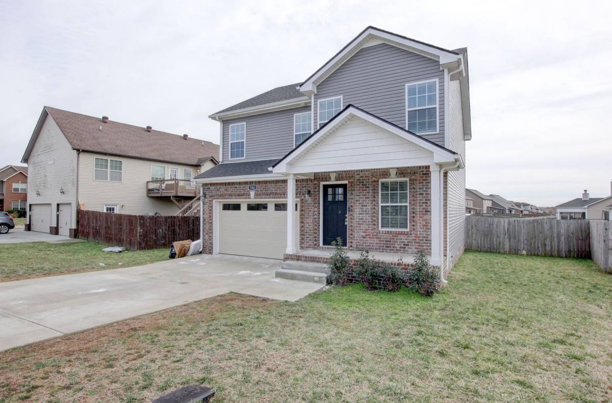 House for rent at 702 Ellie Nat Dr, Clarksville, TN 37040