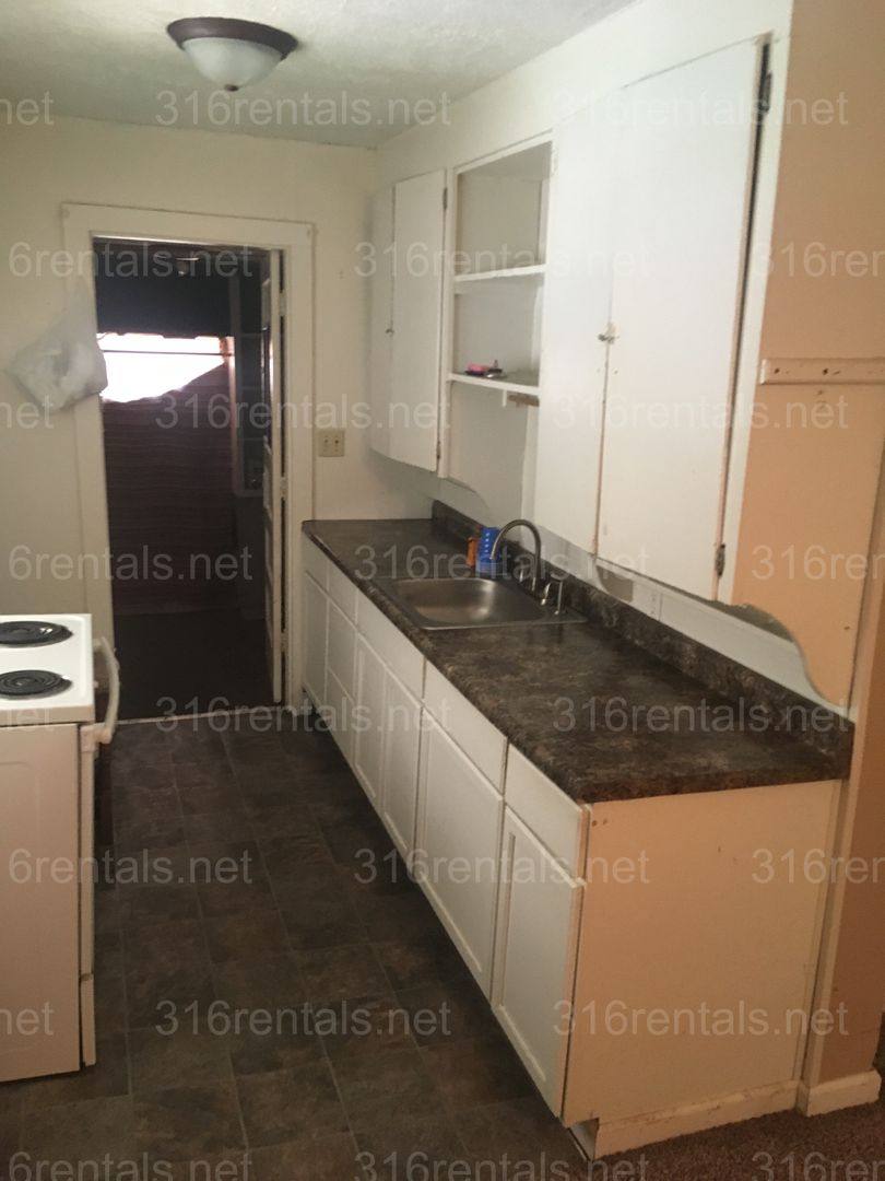 House for rent at 304 SE 5th St, Newton, KS 67114