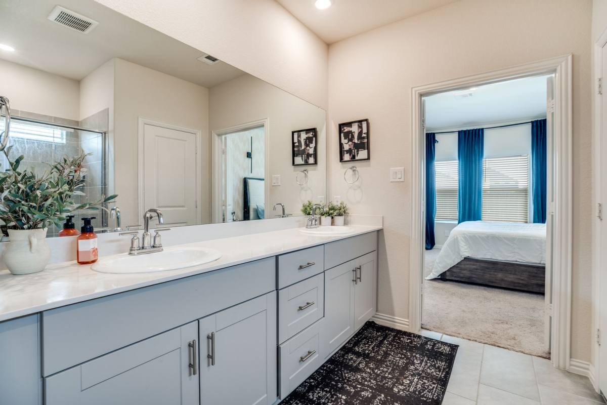 House for rent at 2401 Linto St, Fort Worth, TX 76179