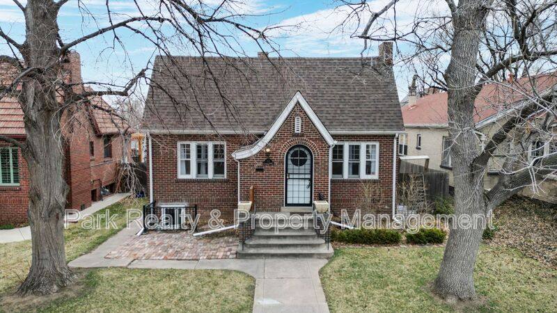 House for rent at 712 Harrison St, Denver, CO 80206