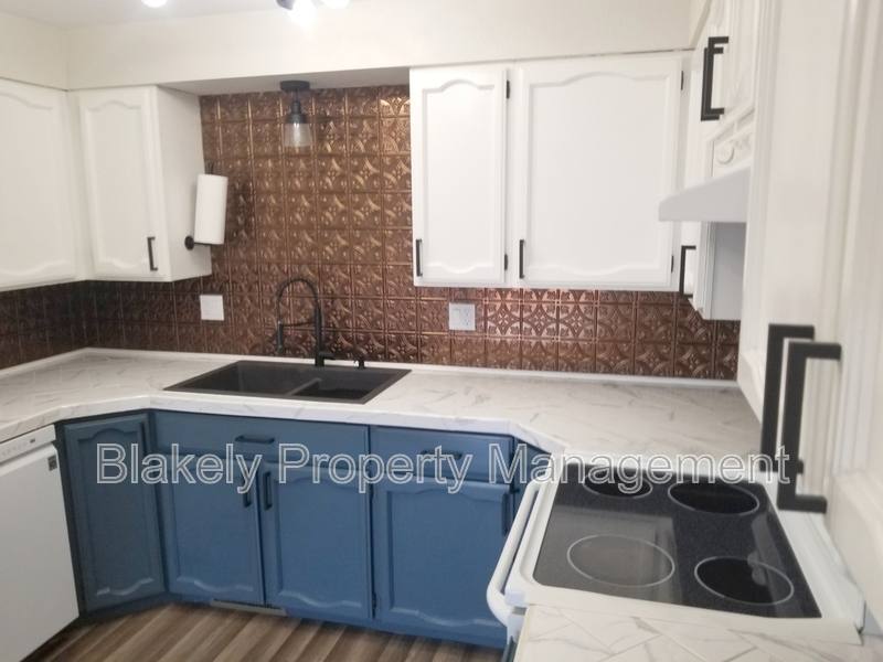 Townhouse for rent at 510 S Phillippi St, Boise, ID 83705