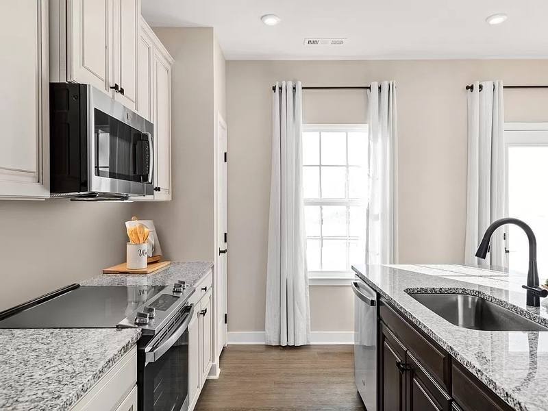 Townhouse for rent at 604 Rosedown Lane, Richmond, VA 23223