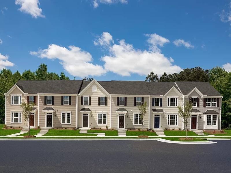 Townhouse for rent at 604 Rosedown Lane, Richmond, VA 23223