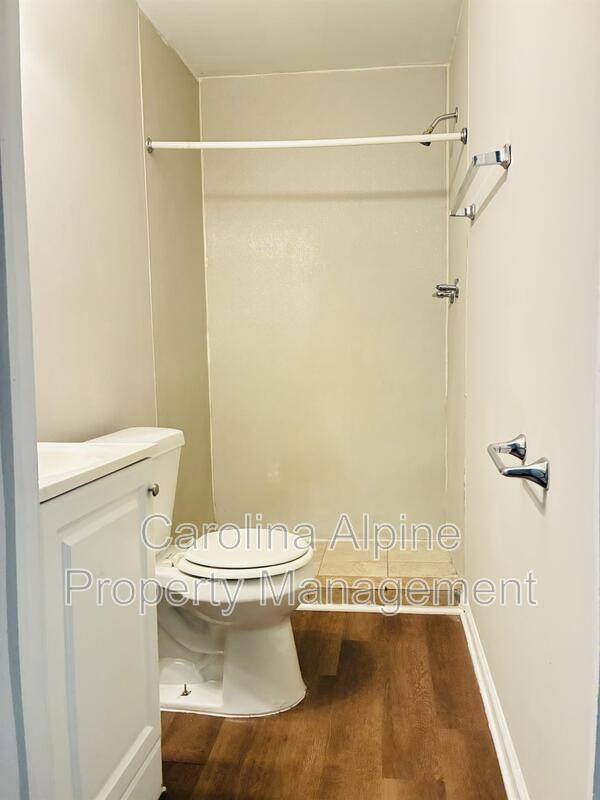 House for rent at 202 W Sullivan St, Gastonia, NC 28052