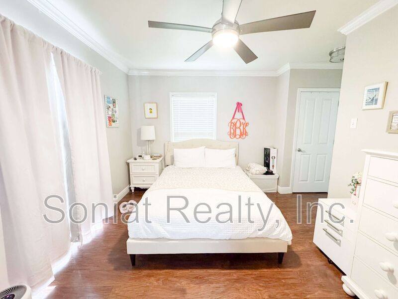 Condo for rent at 3101 St Charles Ave #7, New Orleans, LA 70115