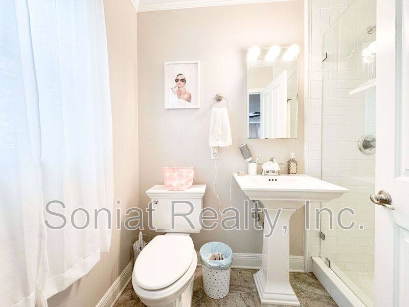 Condo for rent at 3101 St Charles Ave #7, New Orleans, LA 70115