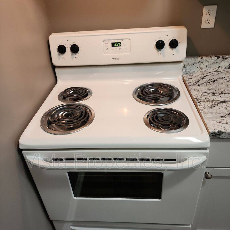 Apartment for rent at 3513 Georgetown Place #5, Louisville, KY 40215