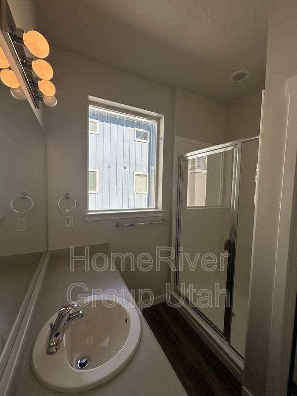 Townhouse for rent at 89 W Brooklyn Park Lane, Salt Lake City, UT 84115