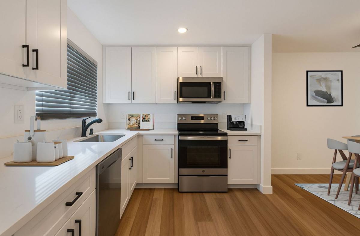 Apartment for rent at 399 Erbes Rd, Thousand Oaks, CA 91362