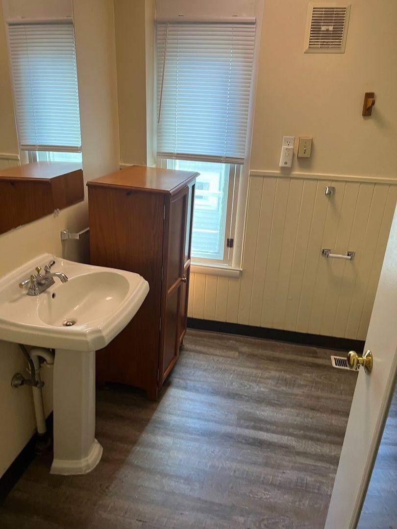 House for rent at 720 Catherine St, Ann Arbor, MI 48104