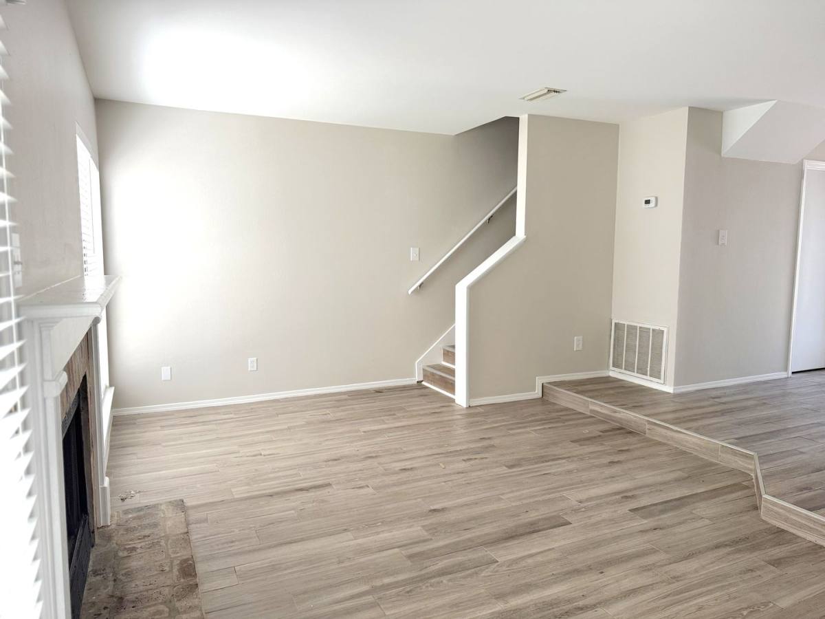 Townhouse for rent at 5900 Grelot Rd, Mobile, AL 36609