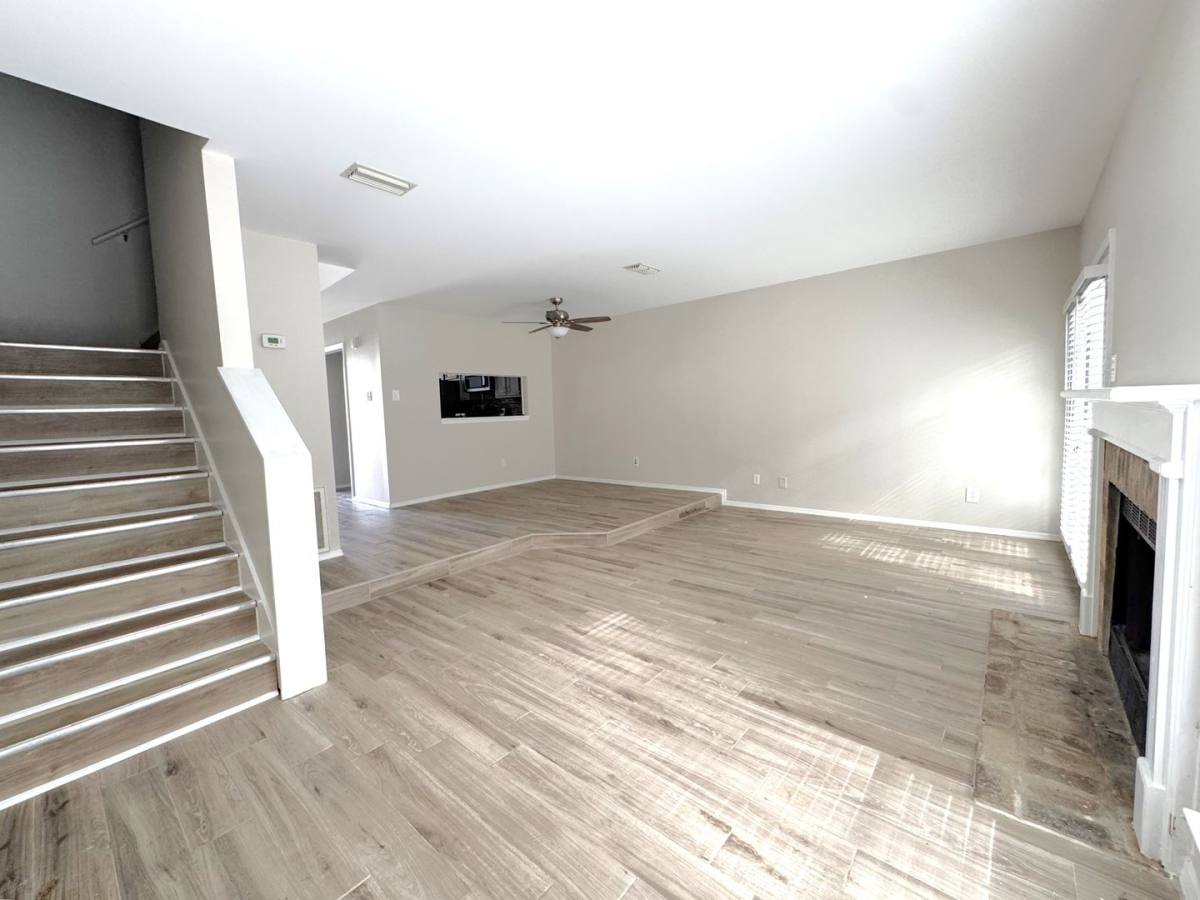 Townhouse for rent at 5900 Grelot Rd, Mobile, AL 36609