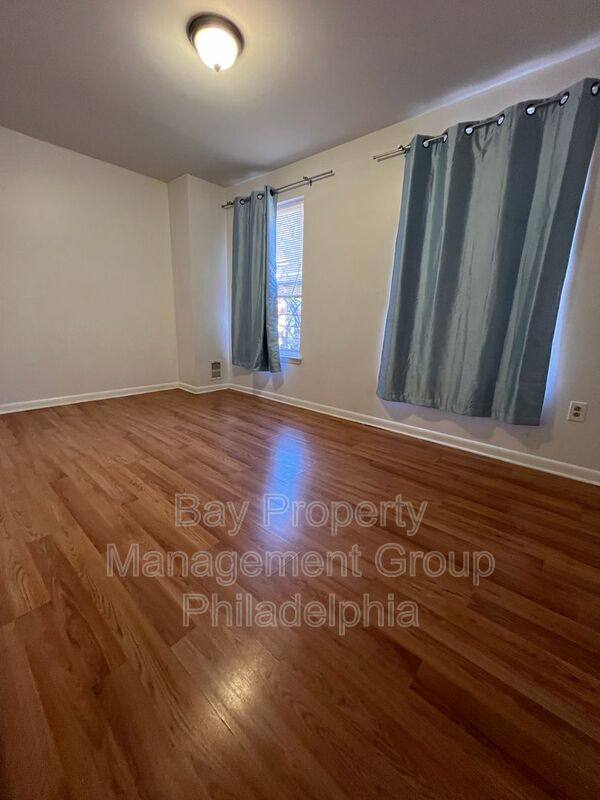 Townhouse for rent at 1610 W Diamond St, Philadelphia, PA 19121
