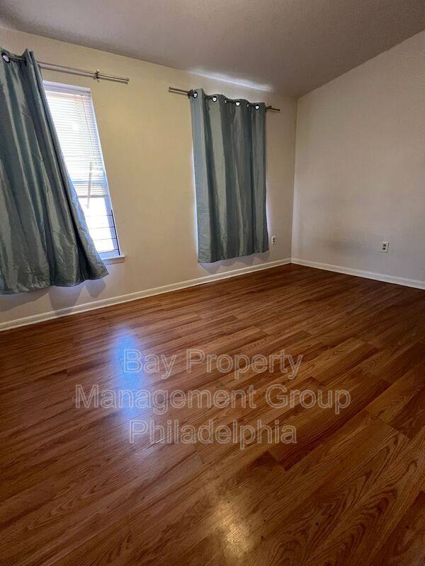 Townhouse for rent at 1610 W Diamond St, Philadelphia, PA 19121