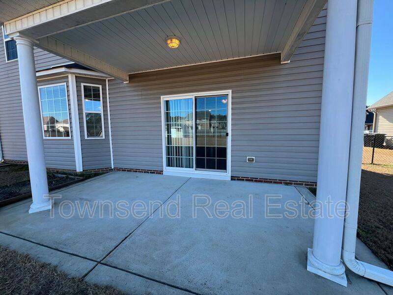 House for rent at 4211 Cherry Hill Lane, Fayetteville, NC 28312