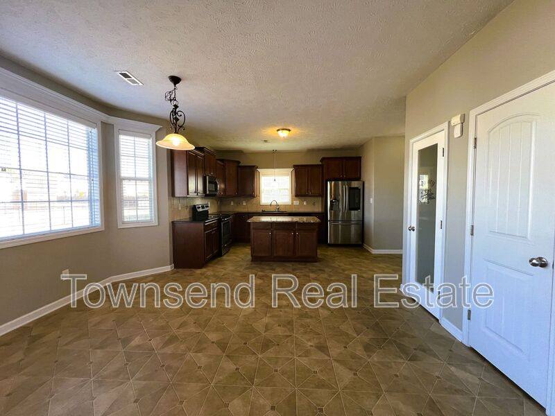 House for rent at 4211 Cherry Hill Lane, Fayetteville, NC 28312