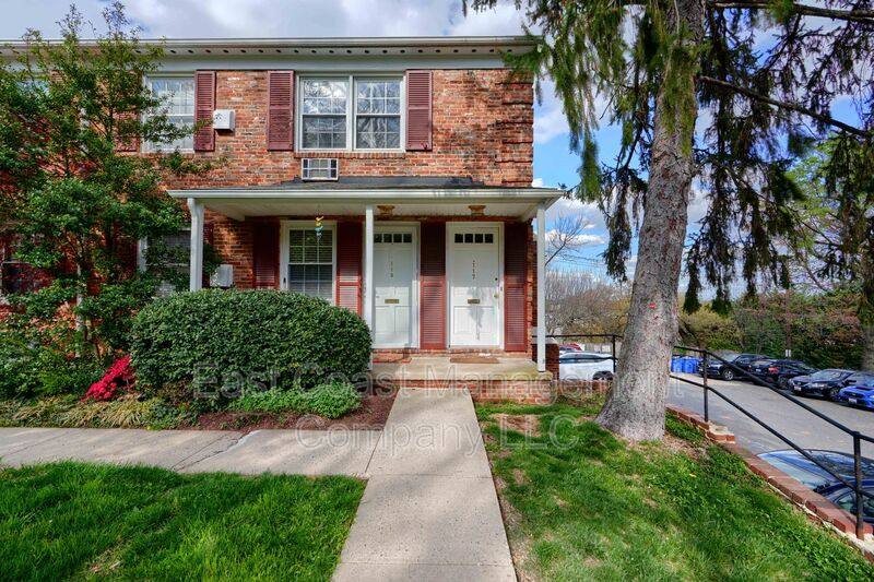 Apartment for rent at 117 Talbott St, Rockville, MD 20852