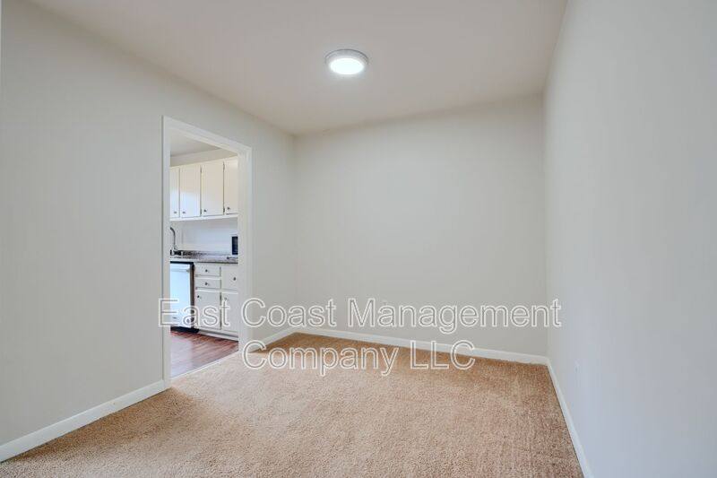 Apartment for rent at 117 Talbott St, Rockville, MD 20852
