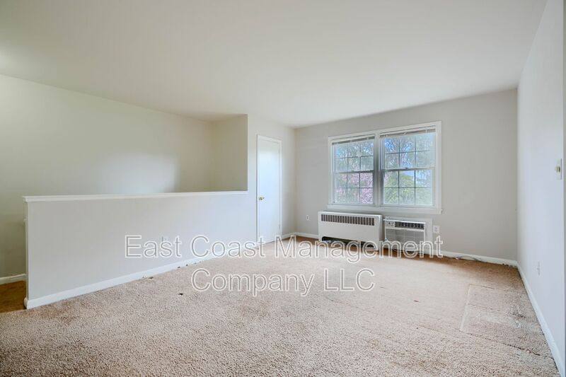 Apartment for rent at 117 Talbott St, Rockville, MD 20852