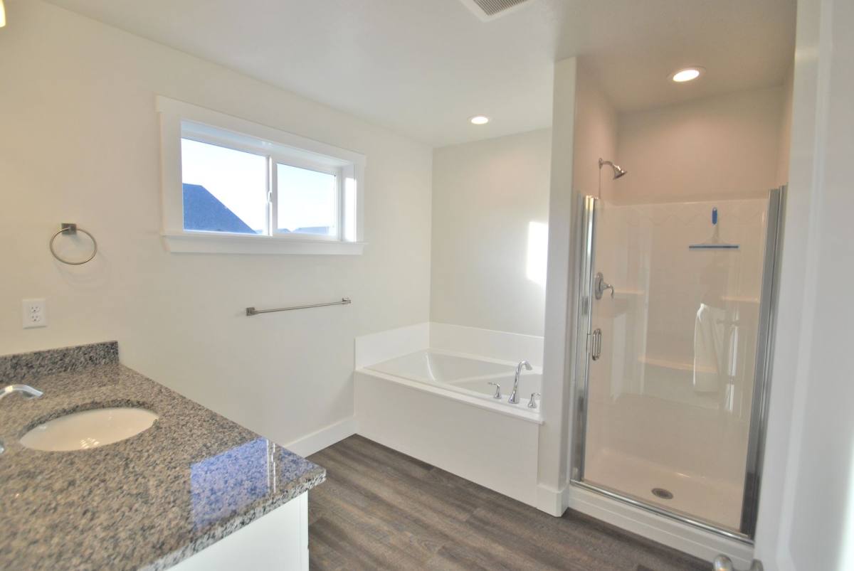 Townhouse for rent at 2049 N 380 E, Logan, UT 84341