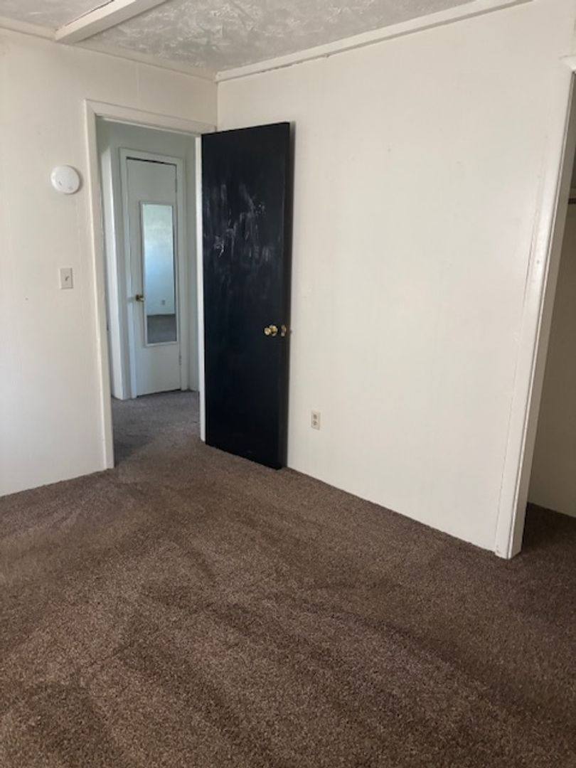 Apartment for rent at 103 Ontario St, Edinboro, PA 16412